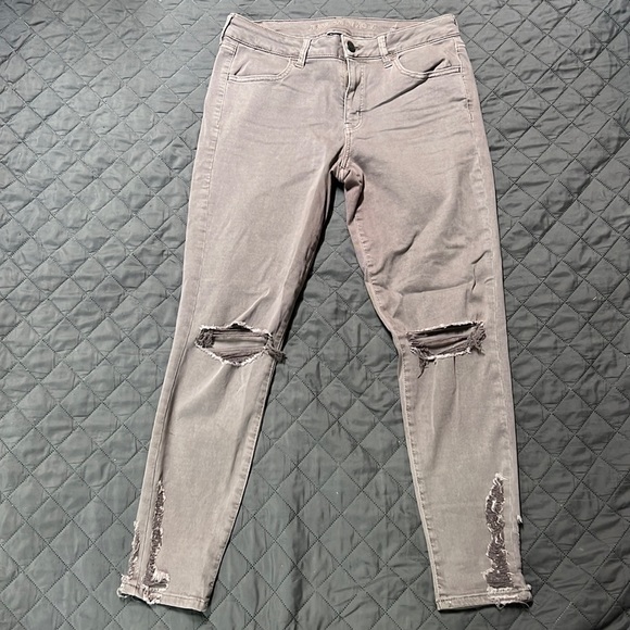 American Eagle distressed jegging. Size 12. Grey/khaki color - Picture 1 of 8